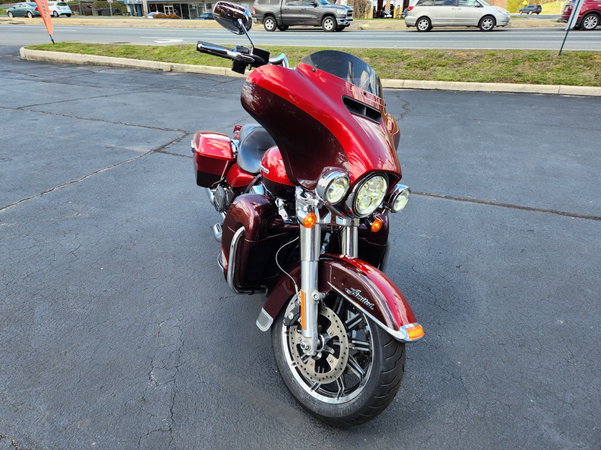 2018 Harley-Davidson Ultra Limited in Lynchburg, Virginia - Photo 2