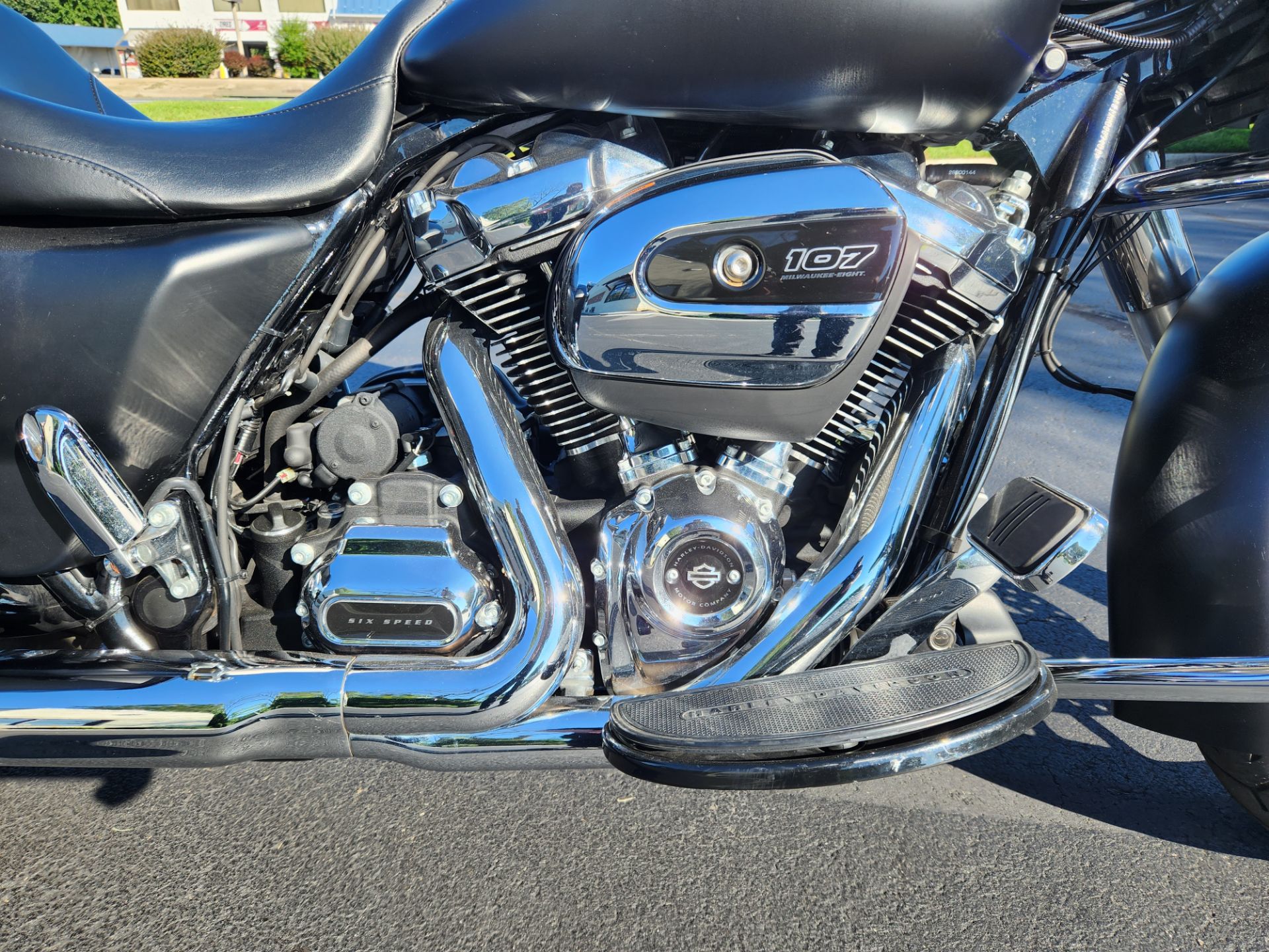 2017 Harley-Davidson Street Glide® Special in Lynchburg, Virginia - Photo 25