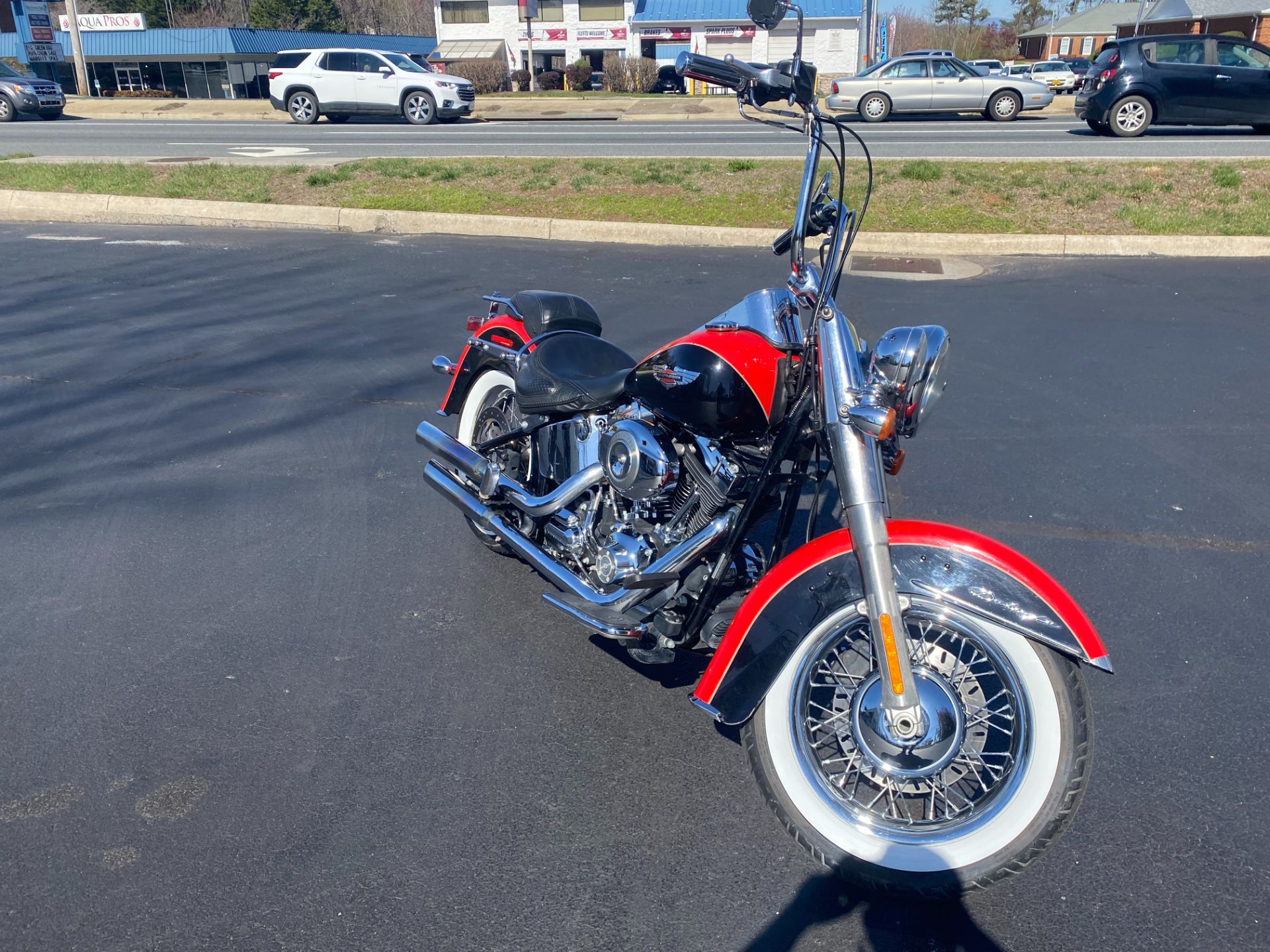 2010 Harley-Davidson Softail® Deluxe in Lynchburg, Virginia - Photo 3