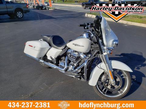 2017 Harley-Davidson Street Glide® Special in Lynchburg, Virginia - Photo 1