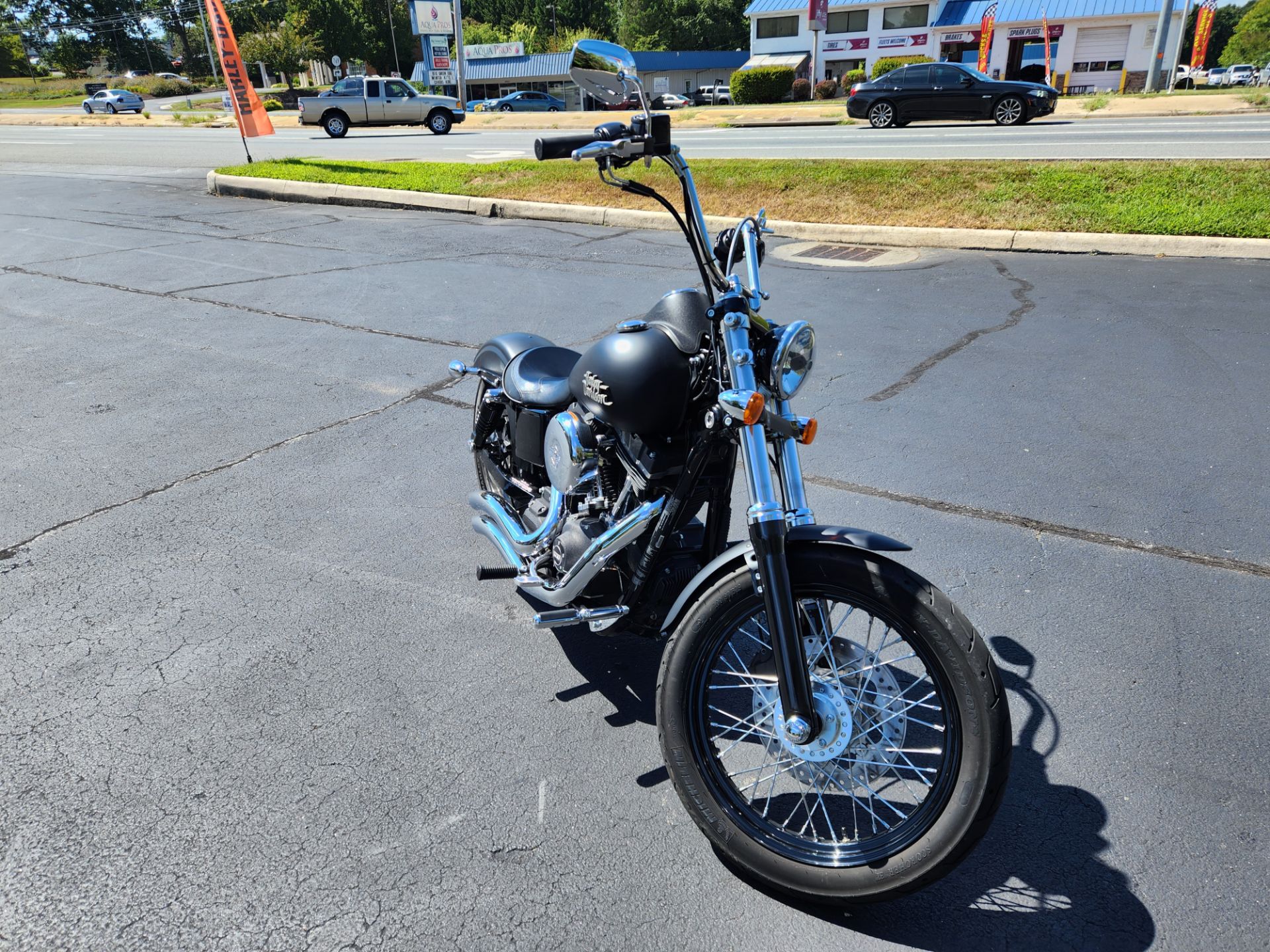 2015 Harley-Davidson Street Bob® in Lynchburg, Virginia - Photo 2