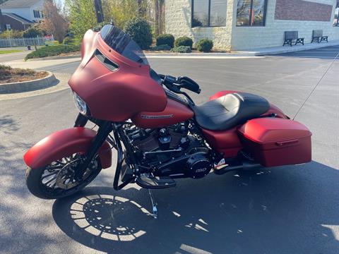 2019 Harley-Davidson Street Glide® Special in Lynchburg, Virginia - Photo 6