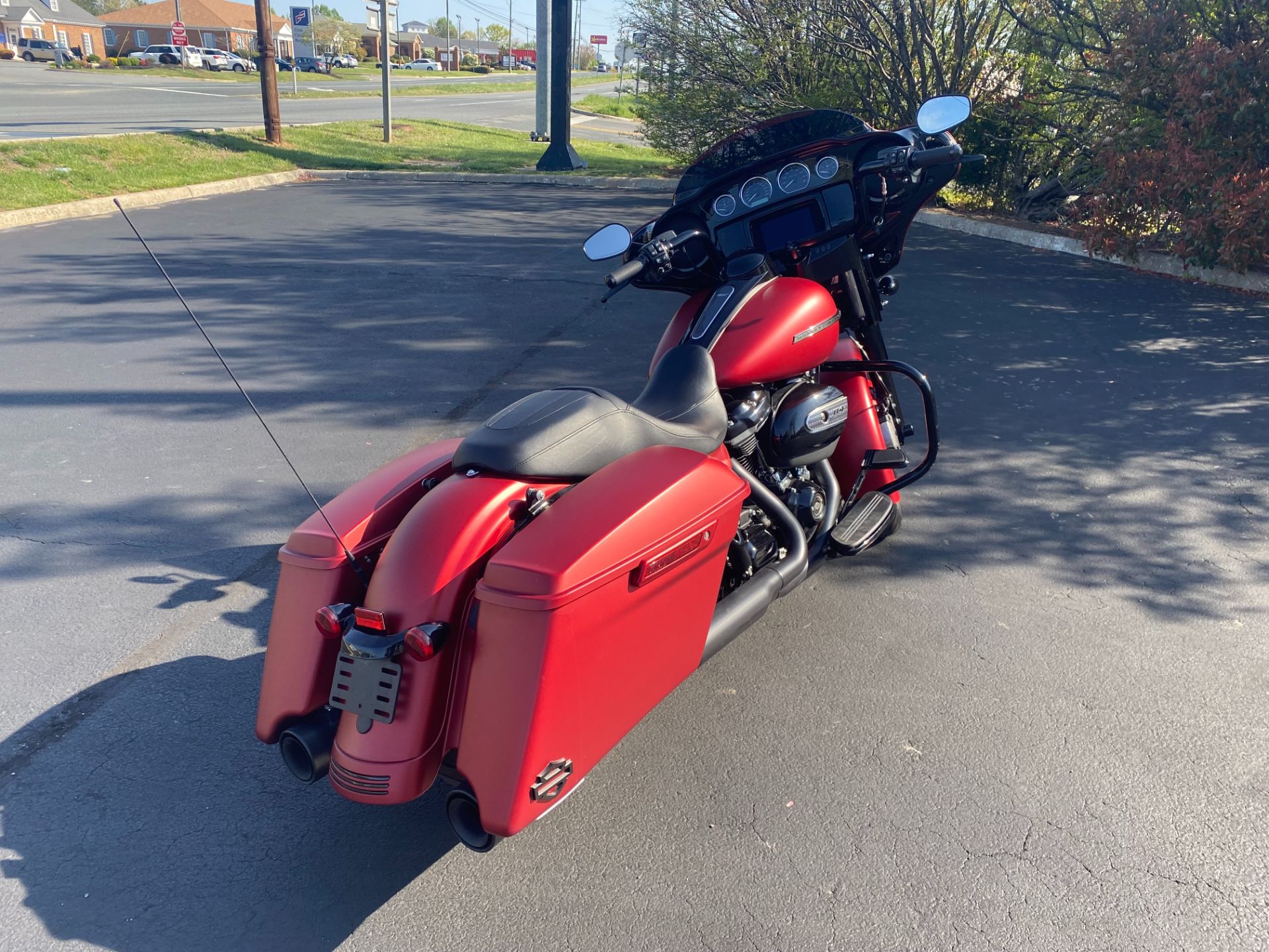 2019 Harley-Davidson Street Glide® Special in Lynchburg, Virginia - Photo 10