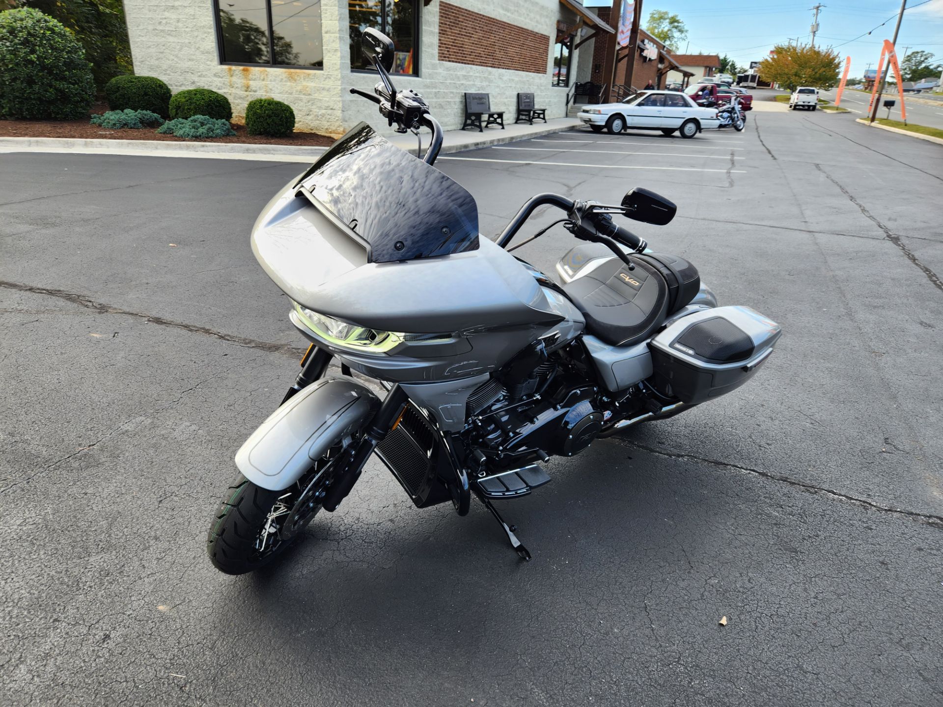 2023 Harley-Davidson CVO™ Road Glide® in Lynchburg, Virginia - Photo 4