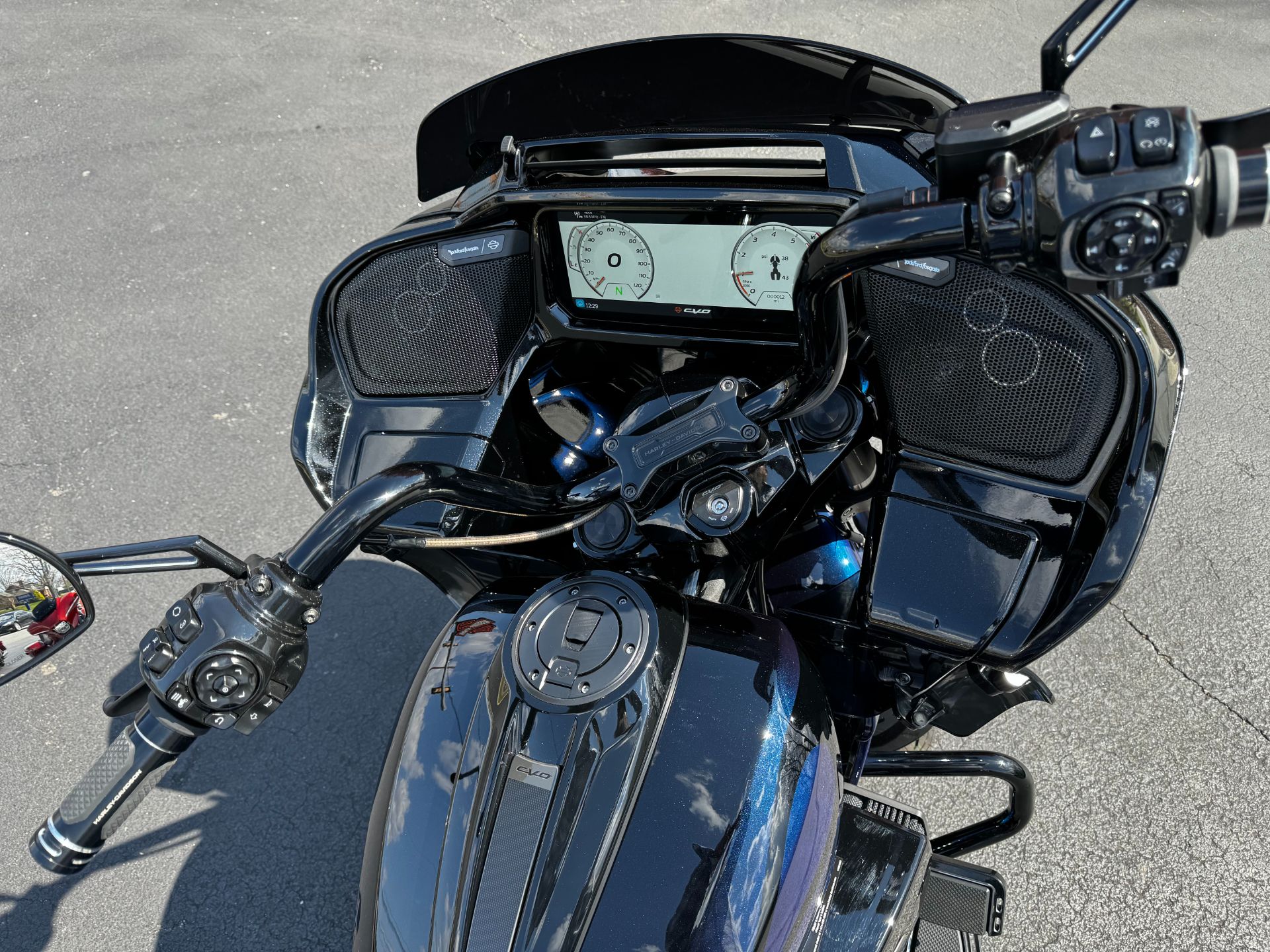 2023 Harley-Davidson CVO™ Road Glide® in Lynchburg, Virginia - Photo 14