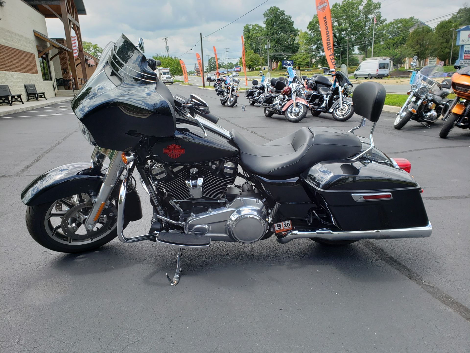 2020 Harley-Davidson Electra Glide® Standard in Lynchburg, Virginia - Photo 6