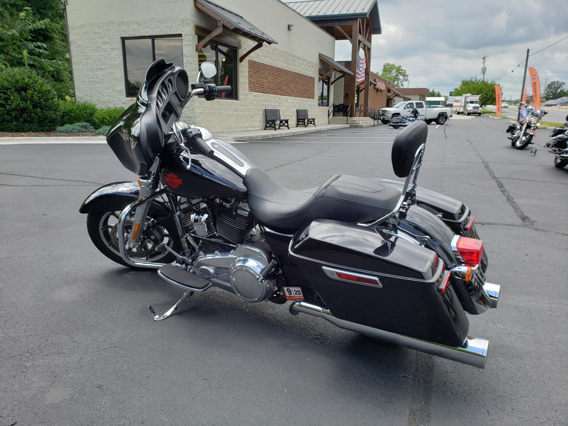 2020 Harley-Davidson Electra Glide® Standard in Lynchburg, Virginia - Photo 7