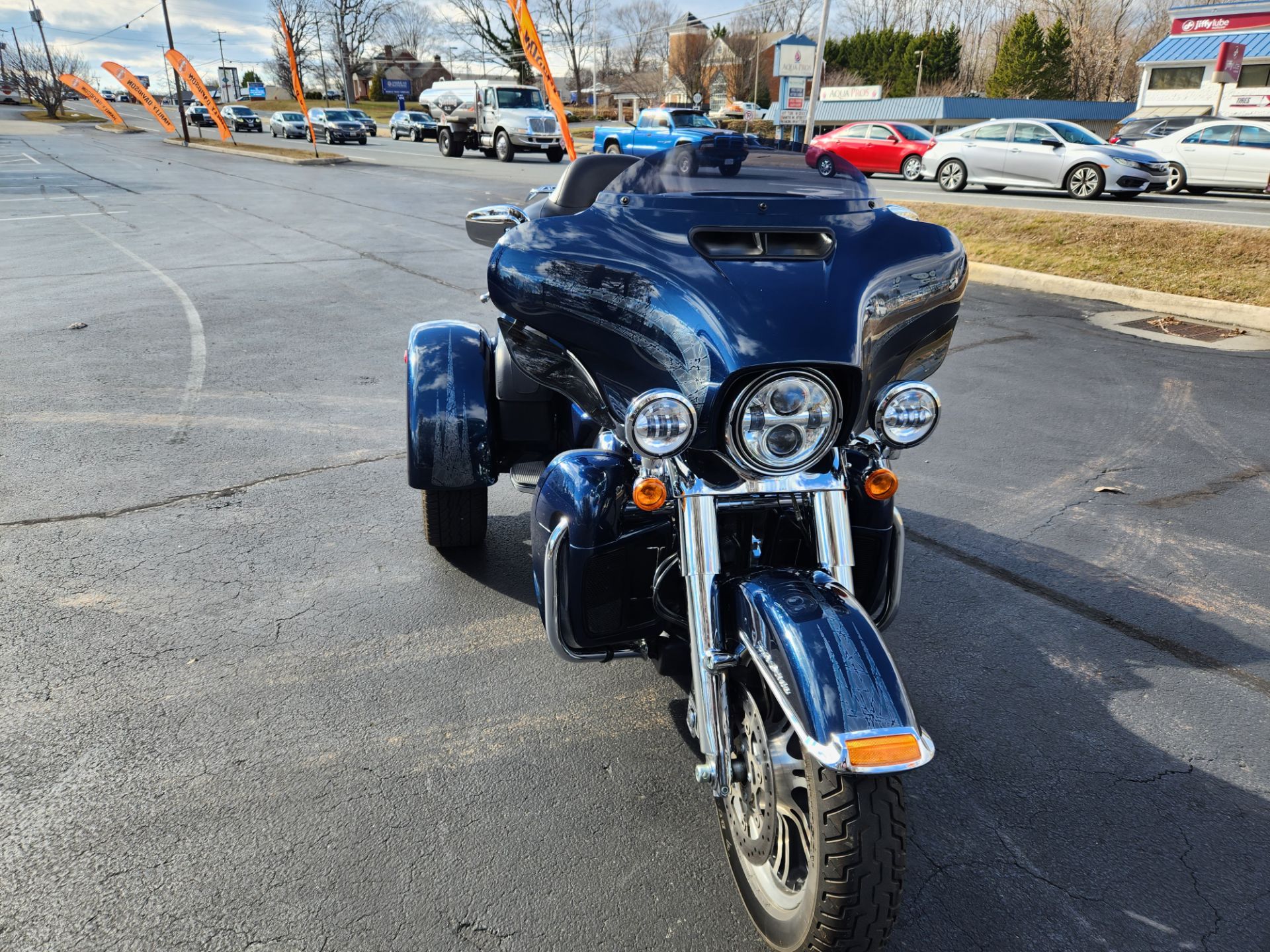 2016 Harley-Davidson Tri Glide® Ultra in Lynchburg, Virginia - Photo 3