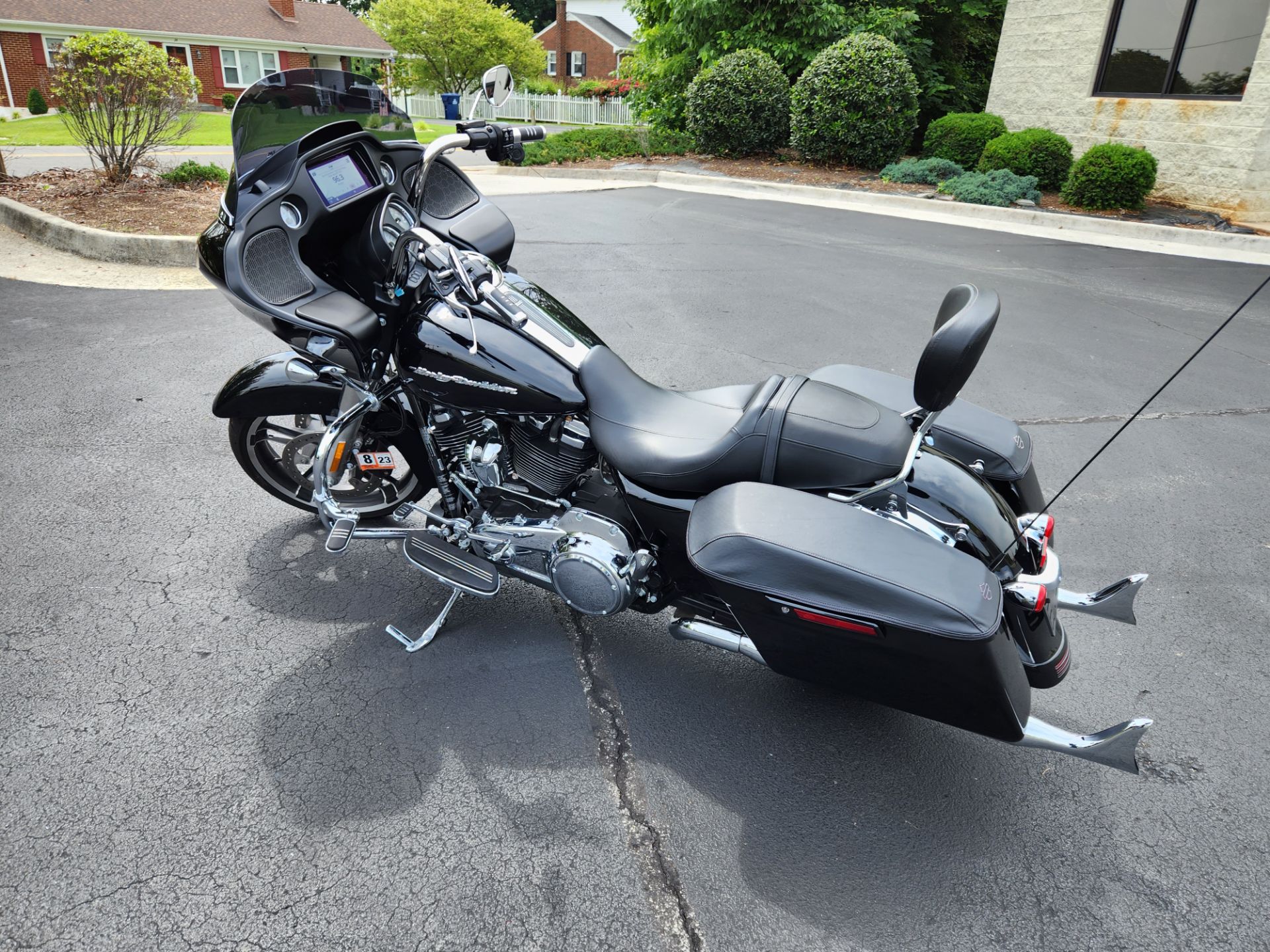 2019 Harley-Davidson Road Glide® in Lynchburg, Virginia - Photo 8