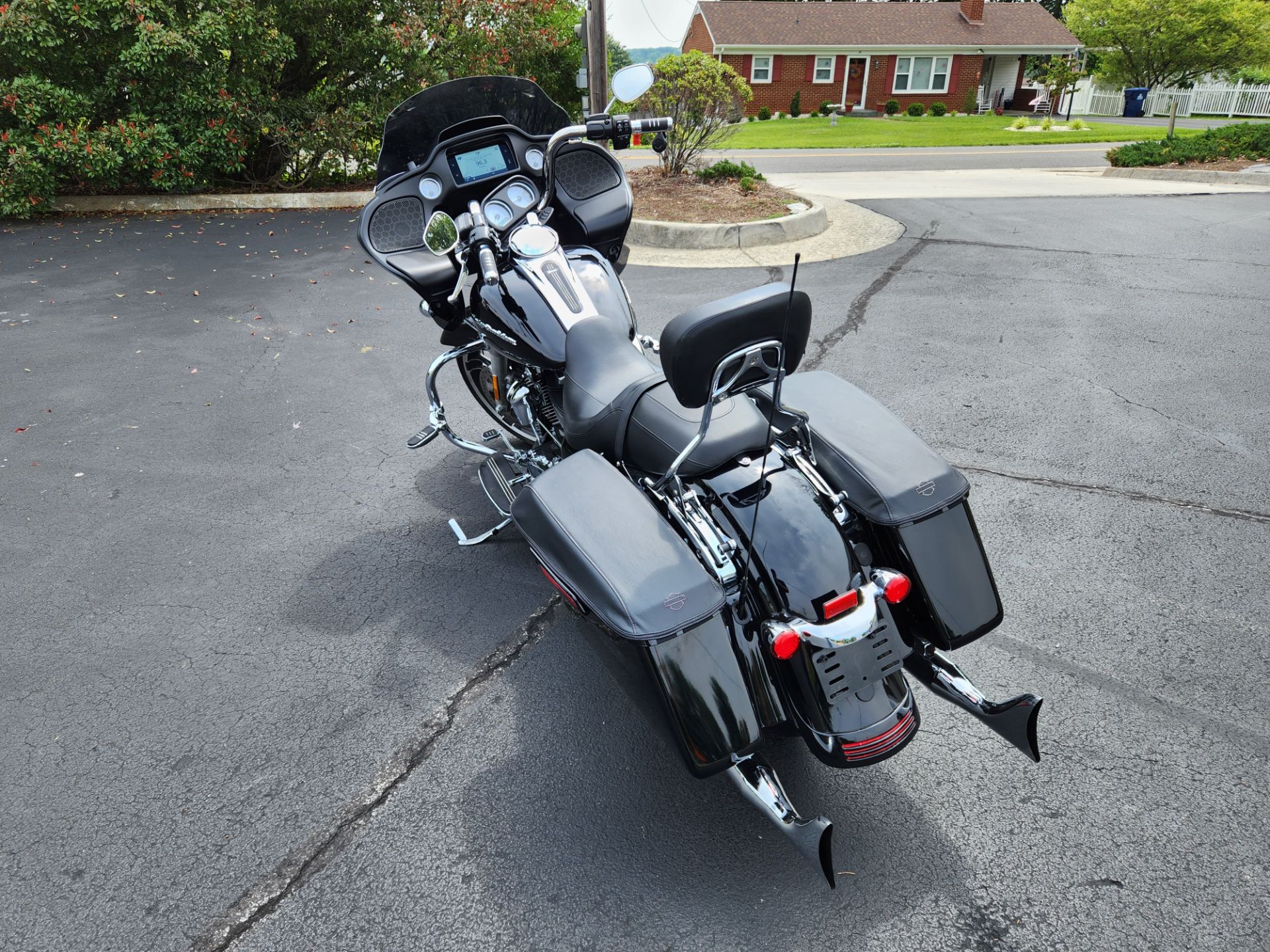 2019 Harley-Davidson Road Glide® in Lynchburg, Virginia - Photo 10