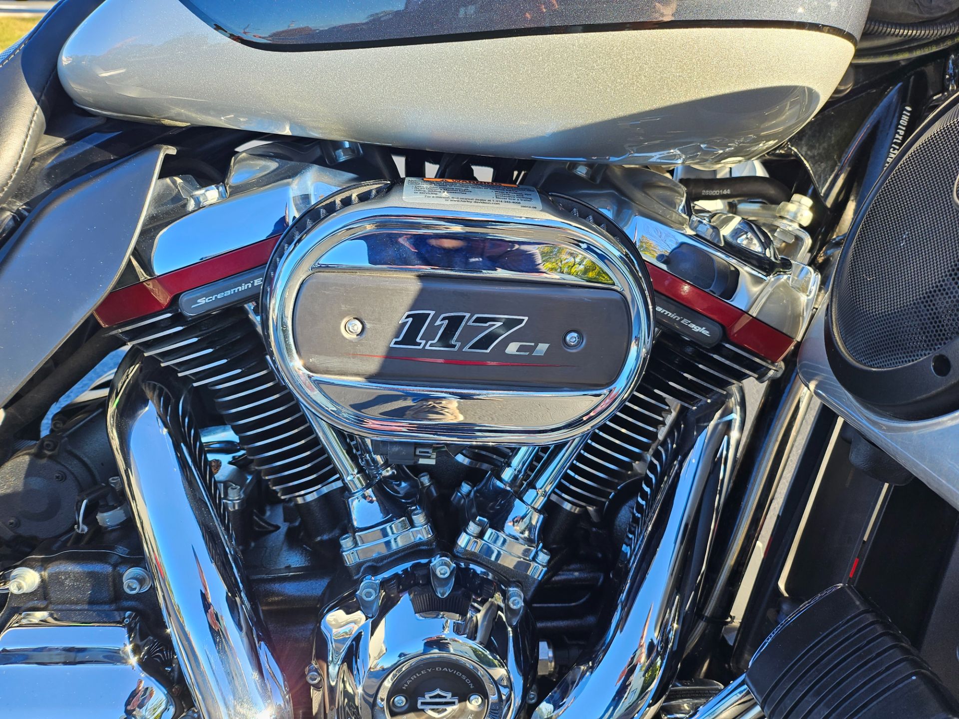 2019 Harley-Davidson CVO™ Street Glide® in Lynchburg, Virginia - Photo 31