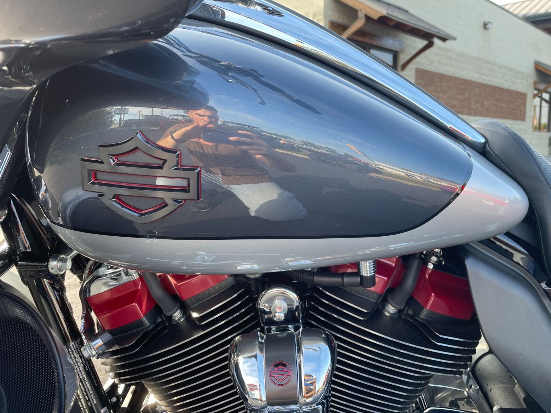 2019 Harley-Davidson CVO™ Street Glide® in Lynchburg, Virginia - Photo 12