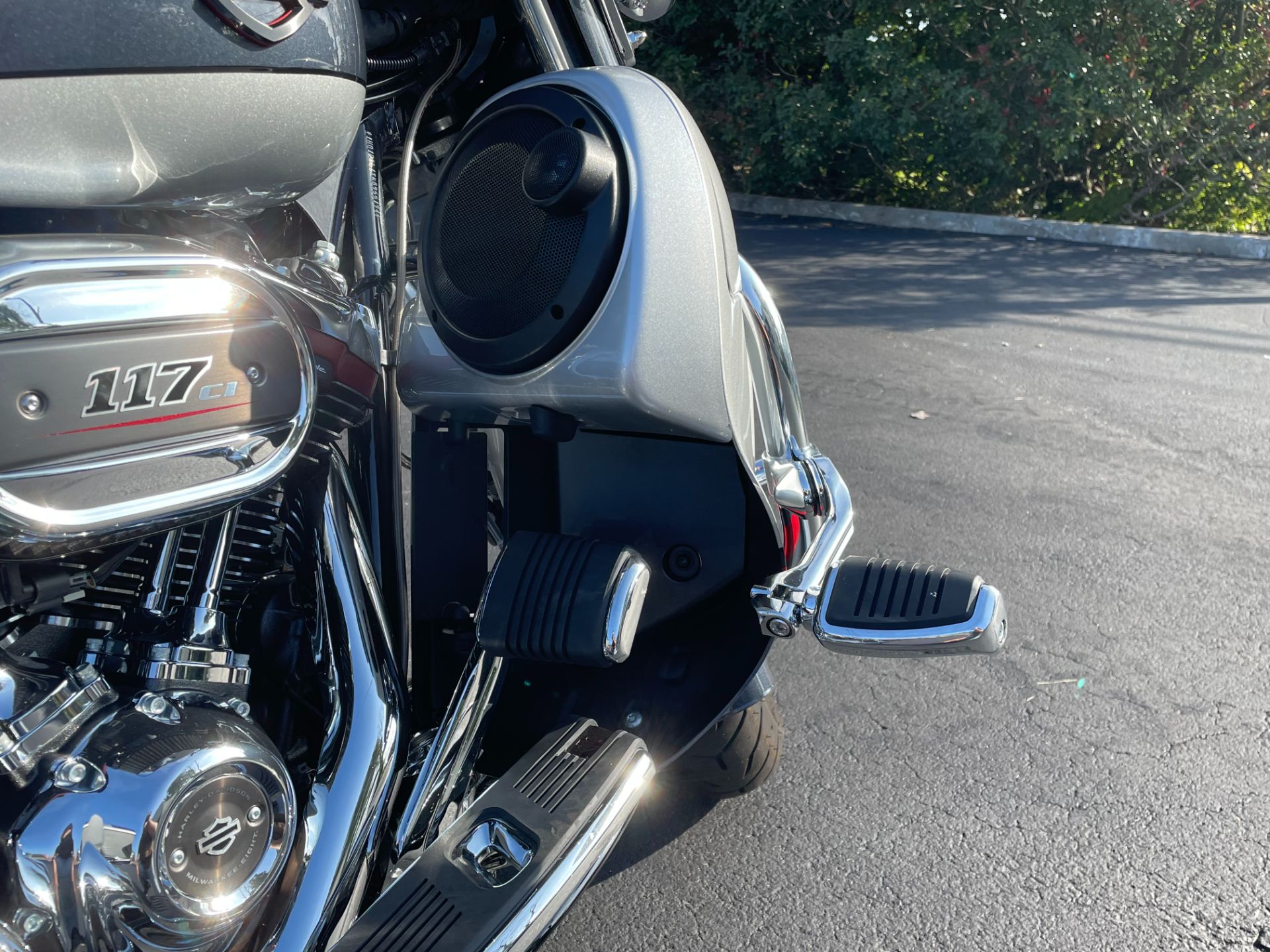 2019 Harley-Davidson CVO™ Street Glide® in Lynchburg, Virginia - Photo 28
