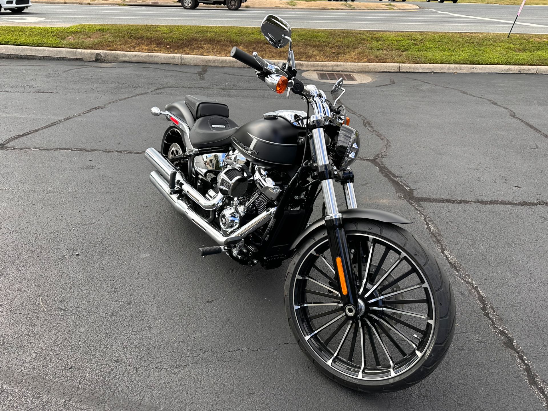 2023 Harley-Davidson Breakout® in Lynchburg, Virginia - Photo 1