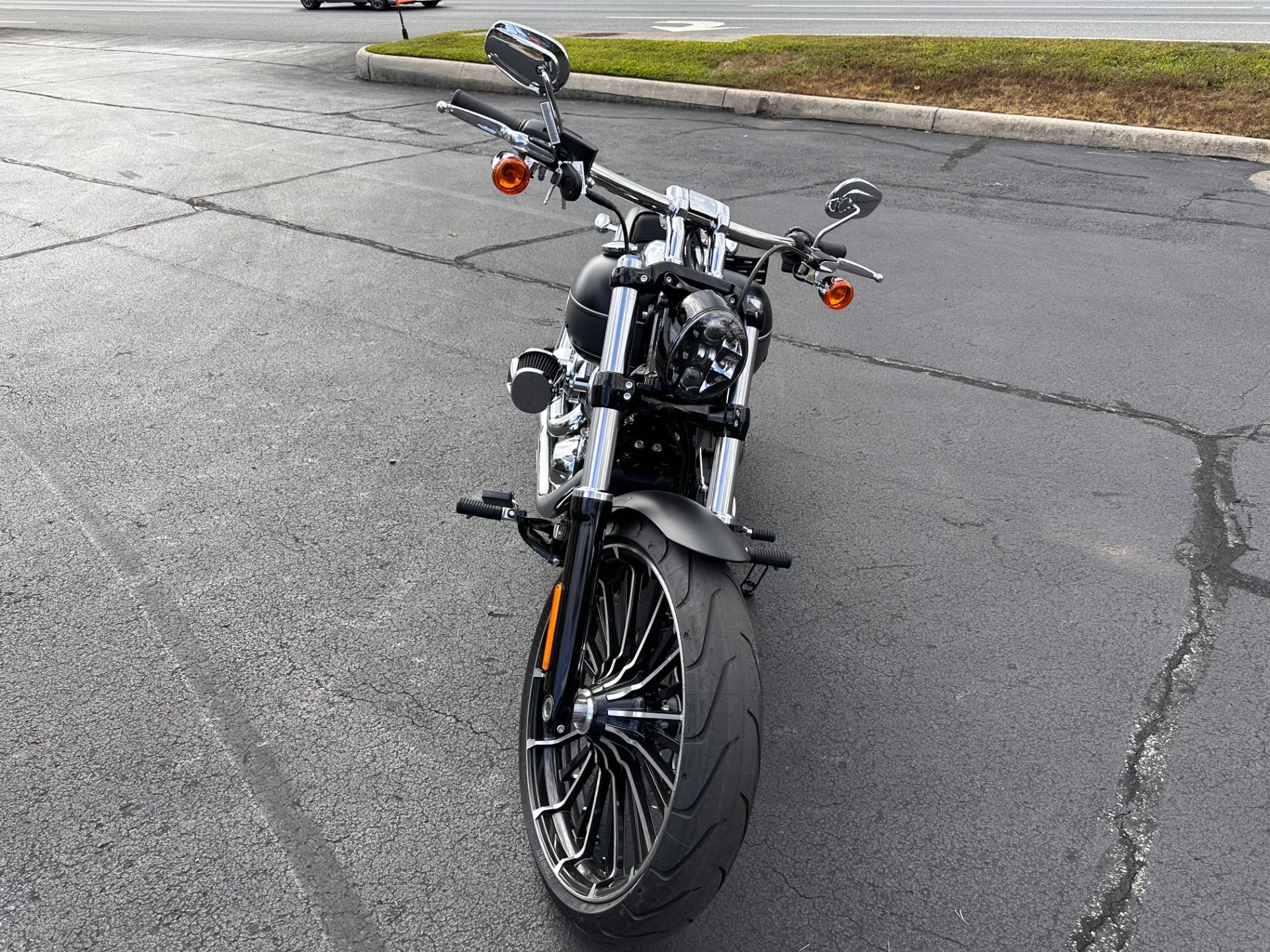 2023 Harley-Davidson Breakout® in Lynchburg, Virginia - Photo 2