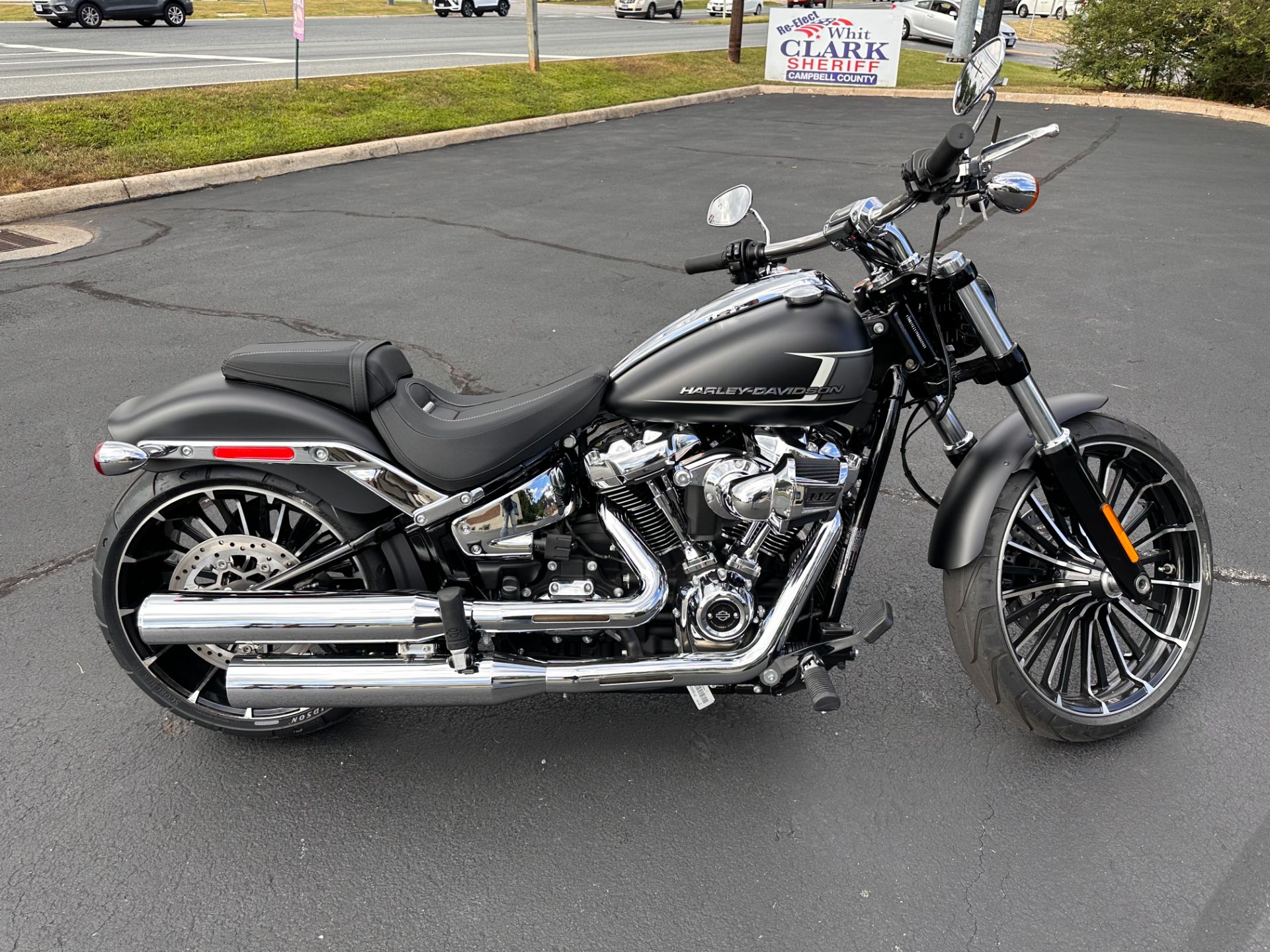 2023 Harley-Davidson Breakout® in Lynchburg, Virginia - Photo 8