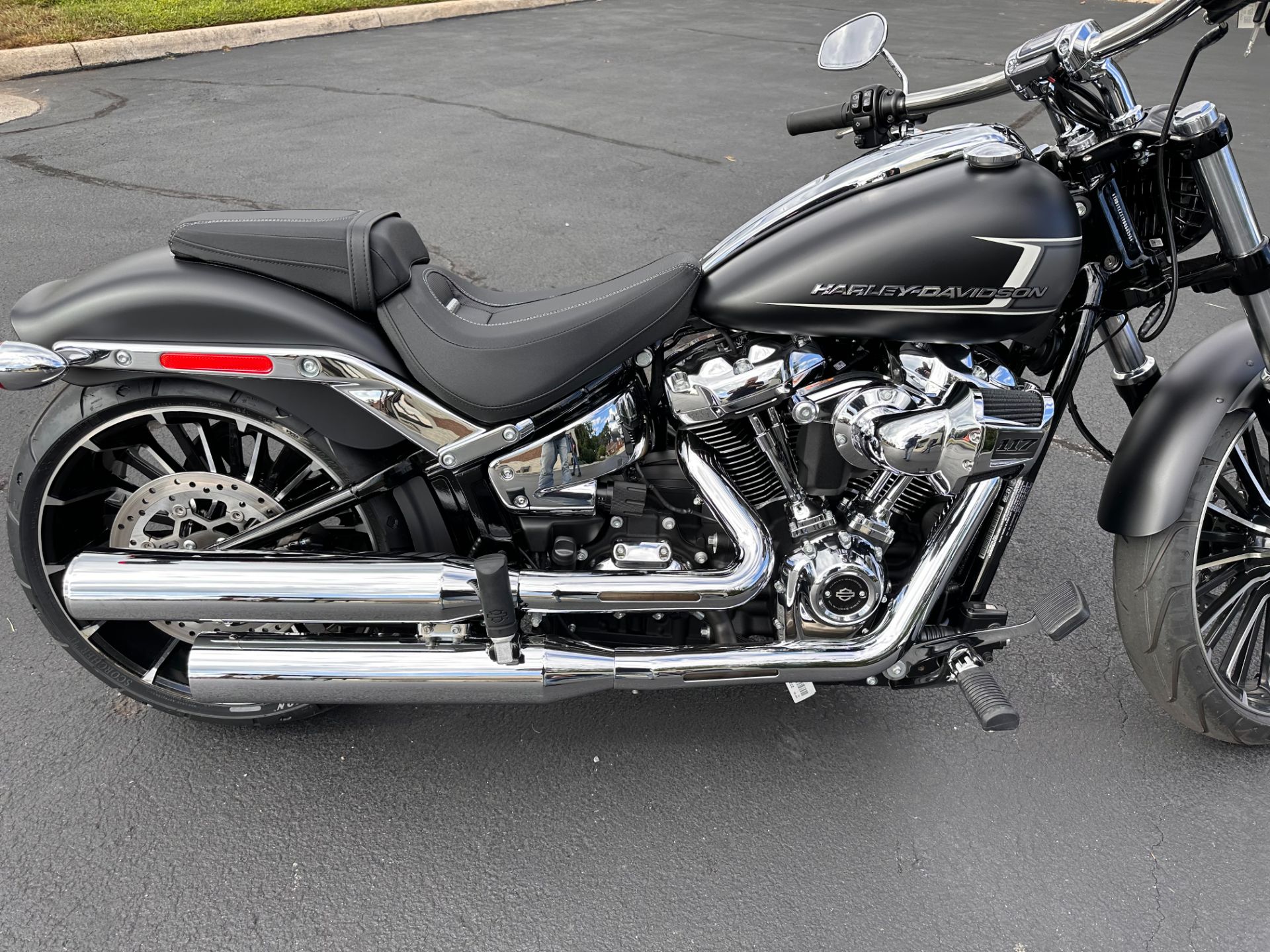 2023 Harley-Davidson Breakout® in Lynchburg, Virginia - Photo 28