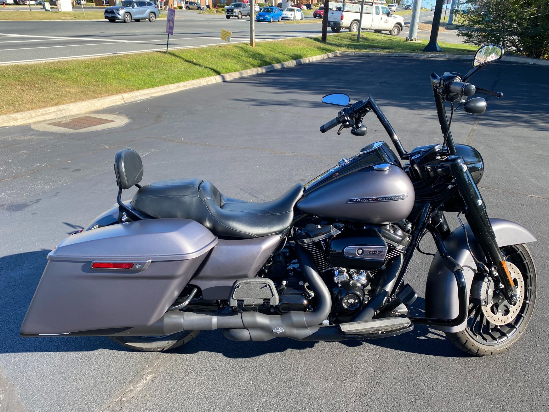 2017 Harley-Davidson Road King® Special in Lynchburg, Virginia - Photo 9