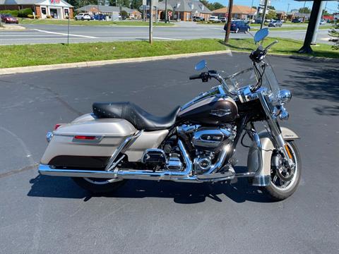 2018 Harley-Davidson Road King® in Lynchburg, Virginia - Photo 9