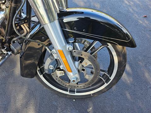 2016 Harley-Davidson Street Glide® Special in Lynchburg, Virginia - Photo 9
