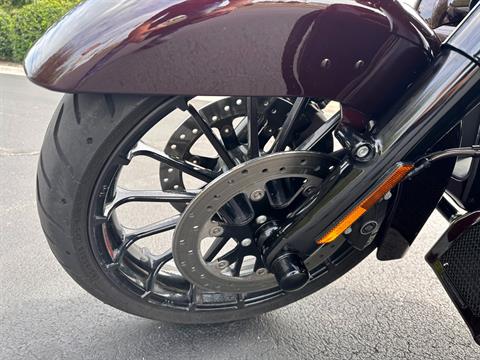 2019 Harley-Davidson CVO™ Street Glide® in Lynchburg, Virginia - Photo 14