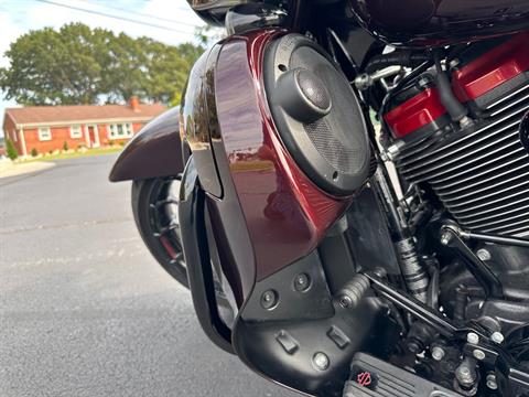 2019 Harley-Davidson CVO™ Street Glide® in Lynchburg, Virginia - Photo 19