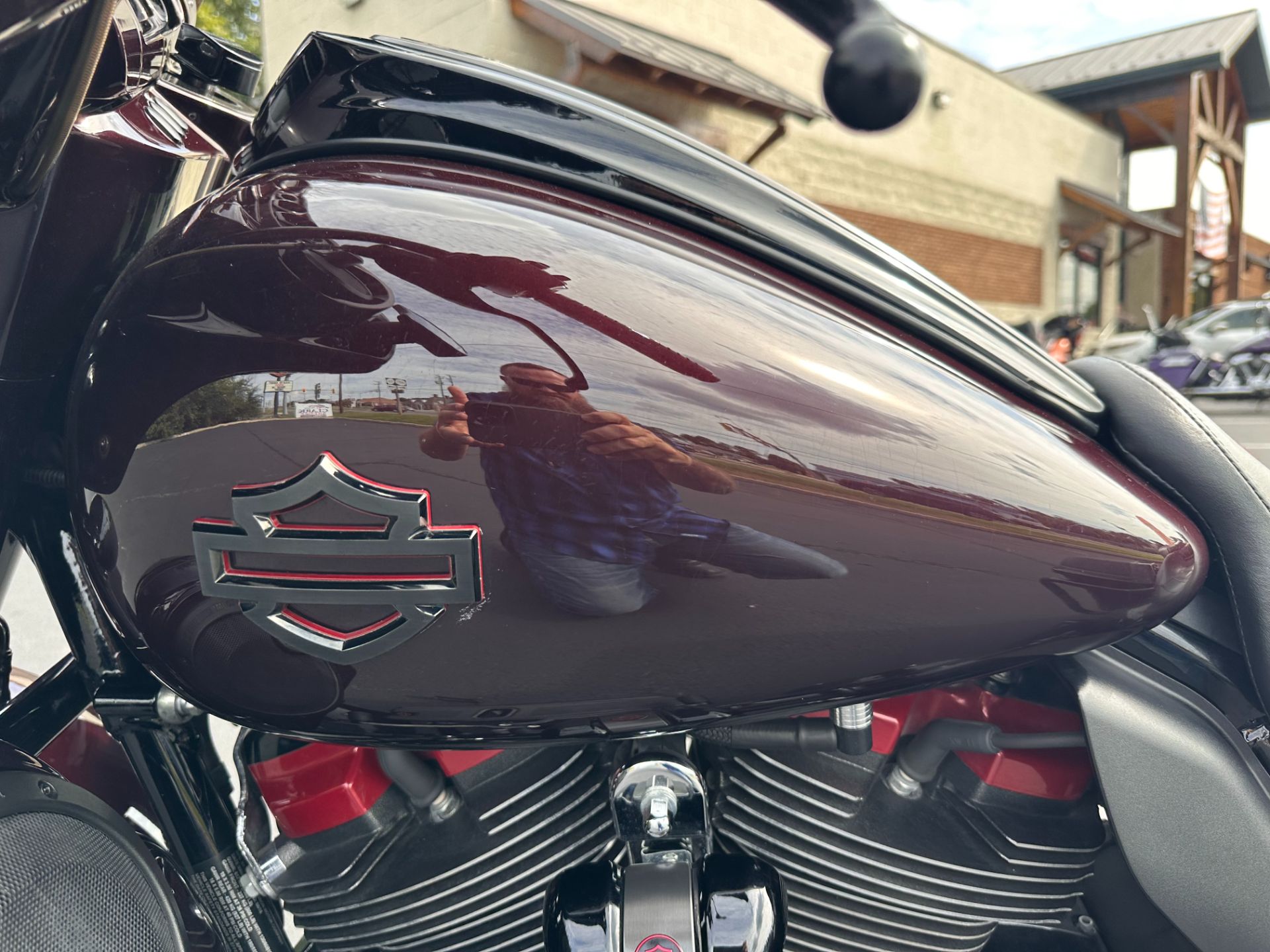 2019 Harley-Davidson CVO™ Street Glide® in Lynchburg, Virginia - Photo 22