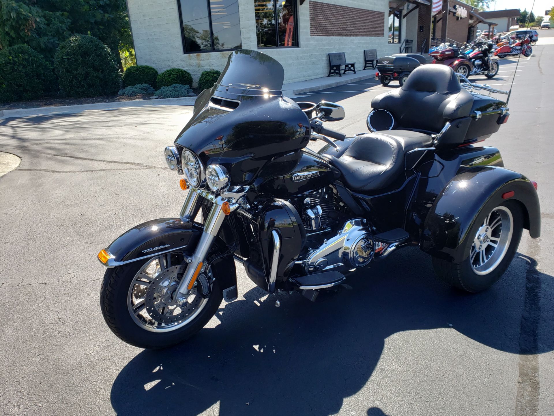 2018 Harley-Davidson Tri Glide® Ultra in Lynchburg, Virginia - Photo 9