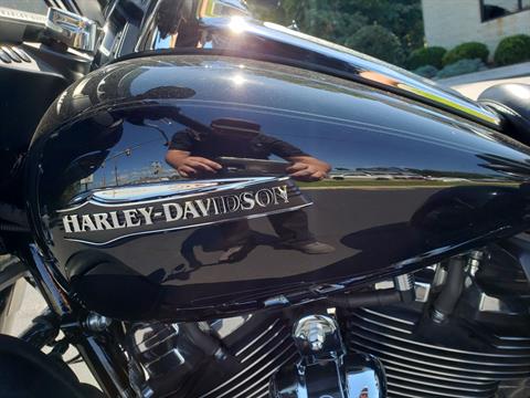 2018 Harley-Davidson Tri Glide® Ultra in Lynchburg, Virginia - Photo 27