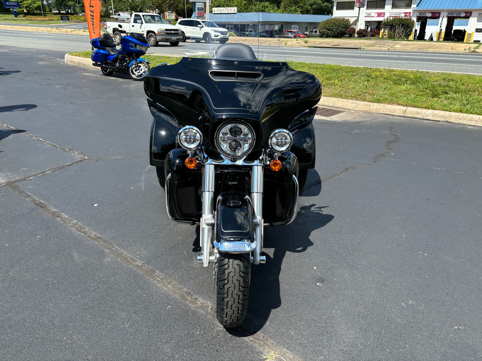 2024 Harley-Davidson Tri Glide® Ultra in Lynchburg, Virginia - Photo 2