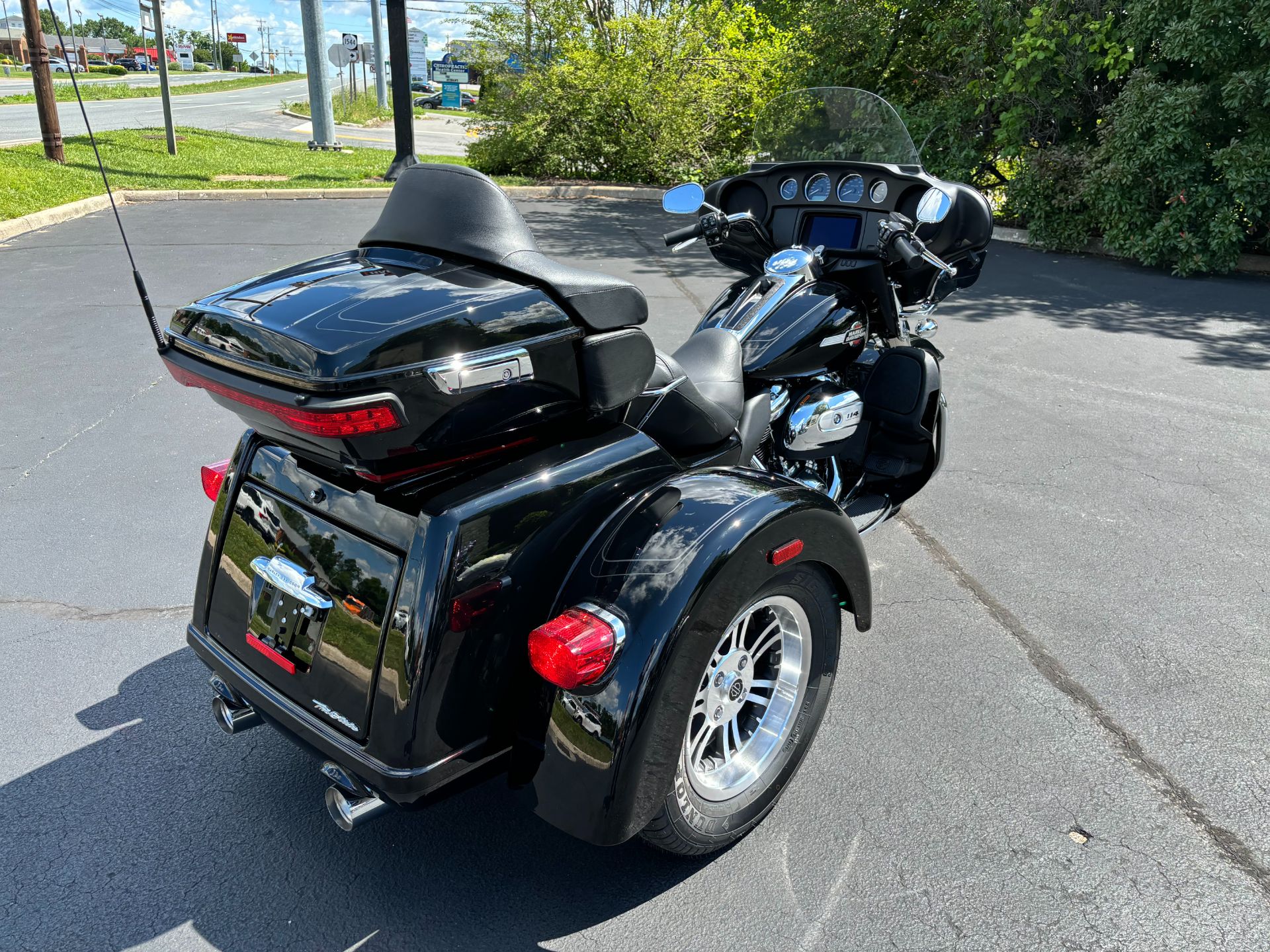 2024 Harley-Davidson Tri Glide® Ultra in Lynchburg, Virginia - Photo 7