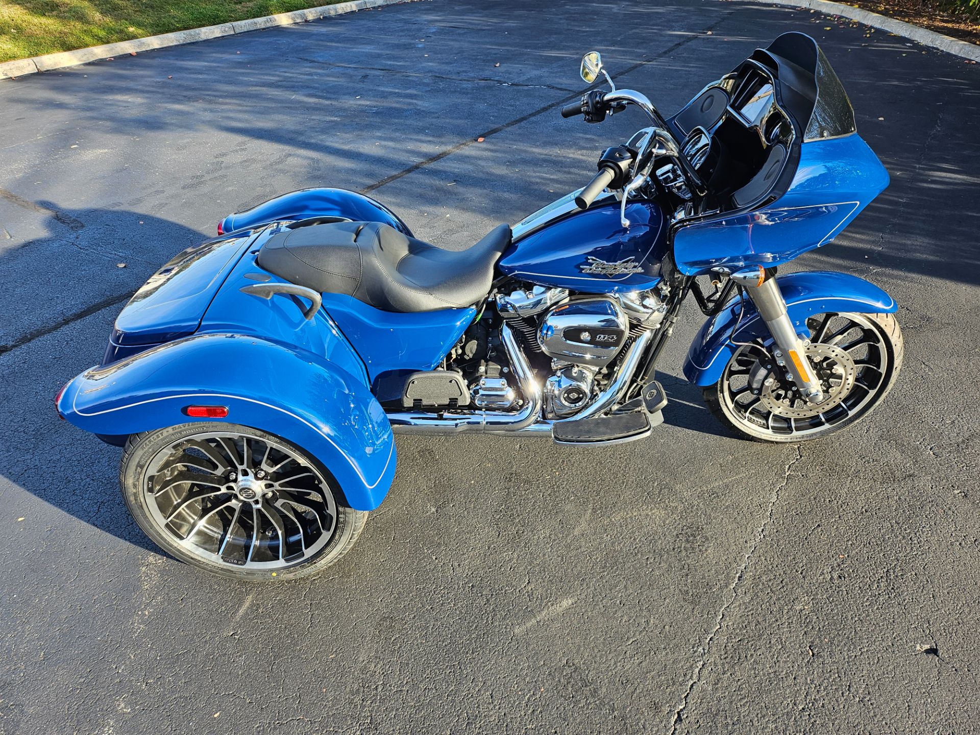 2023 Harley-Davidson Road Glide® 3 in Lynchburg, Virginia - Photo 8