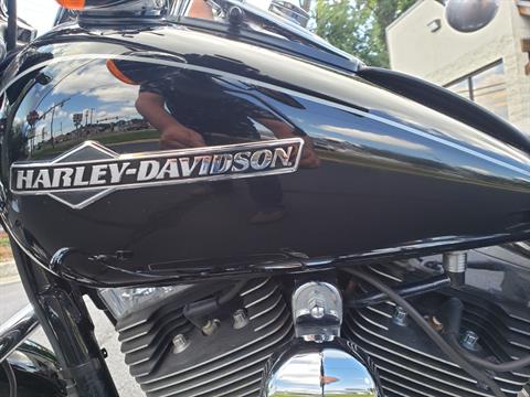 2011 Harley-Davidson Dyna® Super Glide® Custom in Lynchburg, Virginia - Photo 16