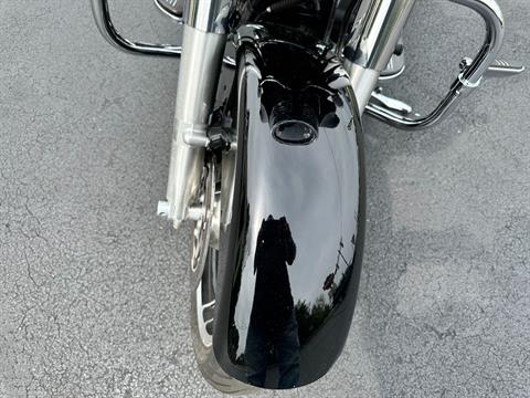 2013 Harley-Davidson Street Glide® in Lynchburg, Virginia - Photo 10