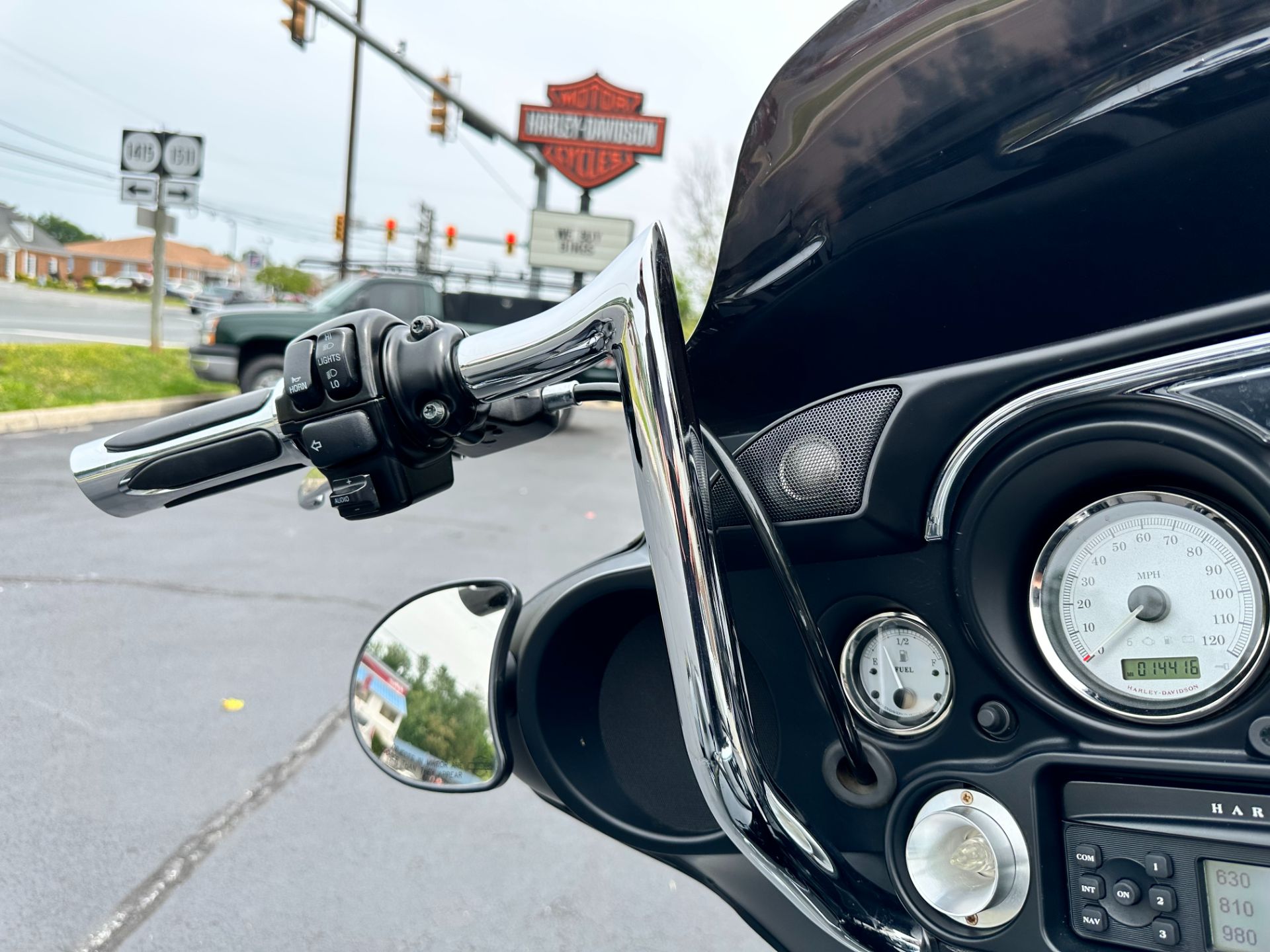 2013 Harley-Davidson Street Glide® in Lynchburg, Virginia - Photo 37