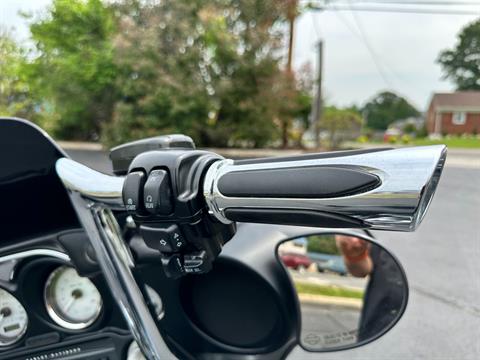 2013 Harley-Davidson Street Glide® in Lynchburg, Virginia - Photo 42