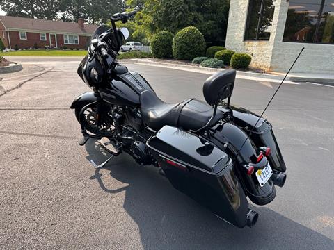 2019 Harley-Davidson Street Glide® Special in Lynchburg, Virginia - Photo 5