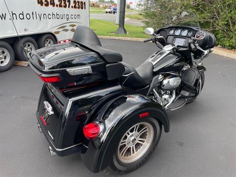 2017 Harley-Davidson Tri Glide® Ultra in Lynchburg, Virginia - Photo 6