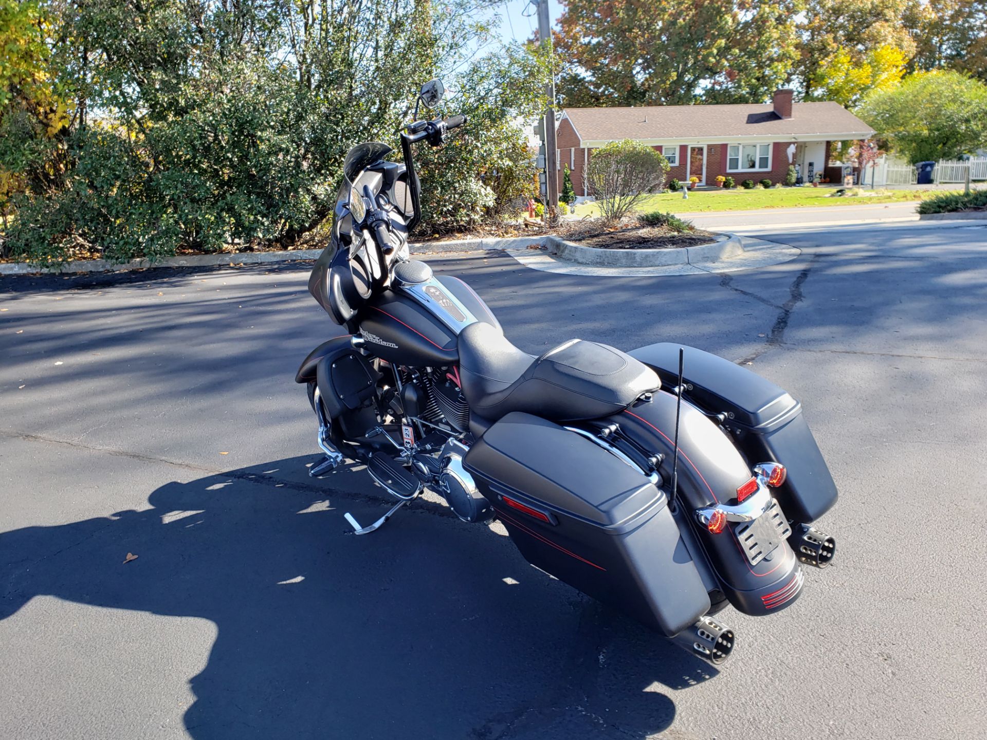 2016 Harley-Davidson Street Glide® Special in Lynchburg, Virginia - Photo 11