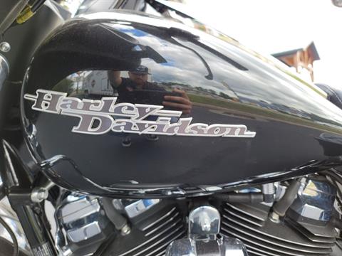 2018 Harley-Davidson Street Glide® in Lynchburg, Virginia - Photo 12