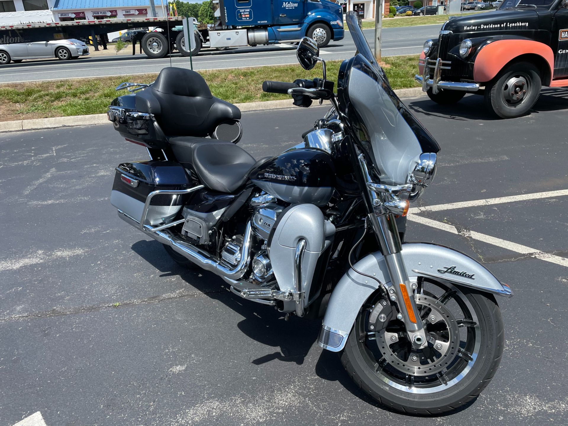 2019 Harley-Davidson Ultra Limited in Lynchburg, Virginia - Photo 2