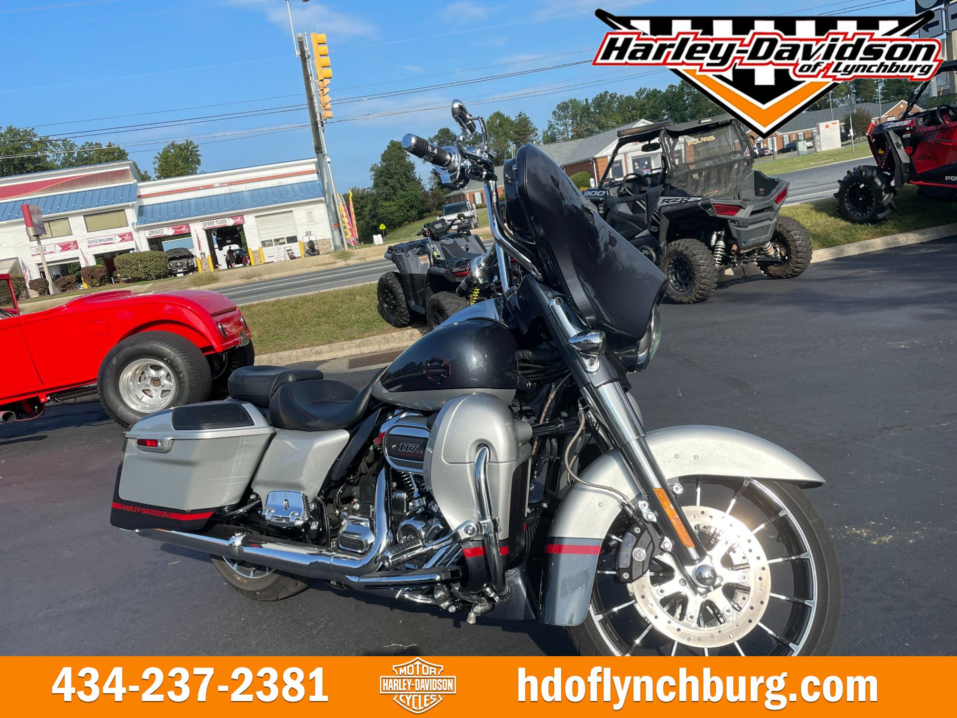 2019 Harley-Davidson CVO™ Street Glide® in Lynchburg, Virginia - Photo 1