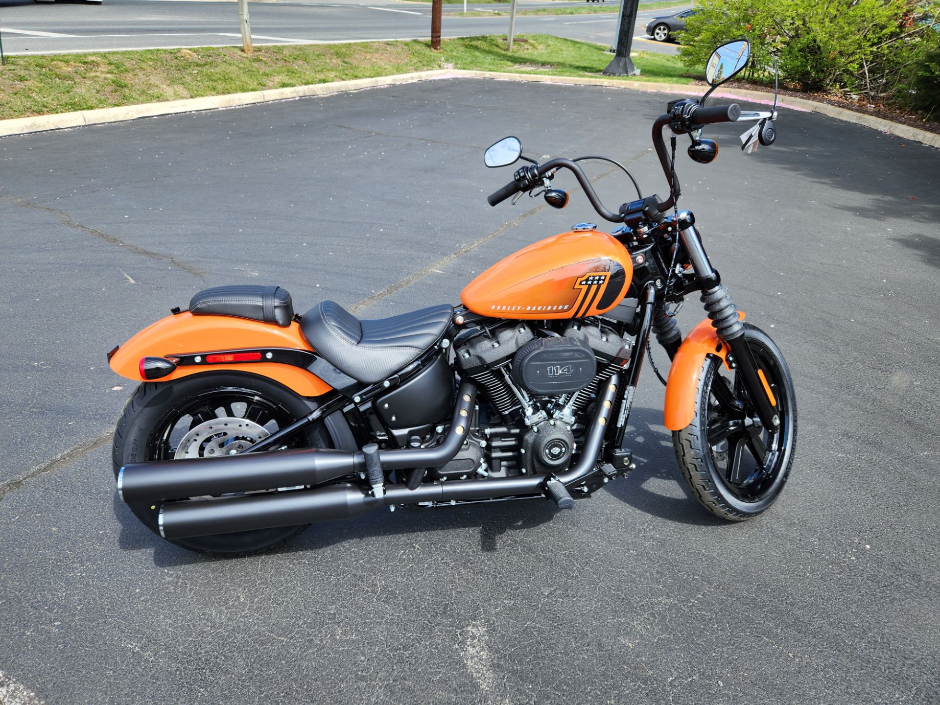 2024 Harley-Davidson Street Bob® 114 in Lynchburg, Virginia - Photo 10