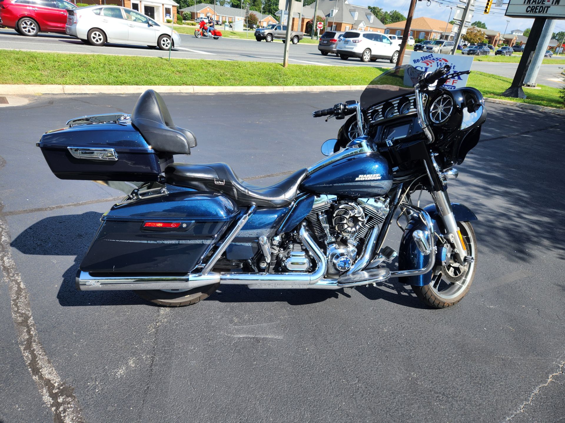 2016 Harley-Davidson Street Glide® Special in Lynchburg, Virginia - Photo 13