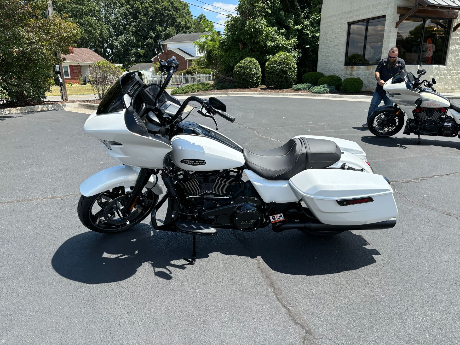 2024 Harley-Davidson Road Glide® in Lynchburg, Virginia - Photo 4