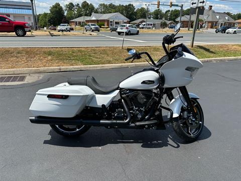 2024 Harley-Davidson Road Glide® in Lynchburg, Virginia - Photo 9