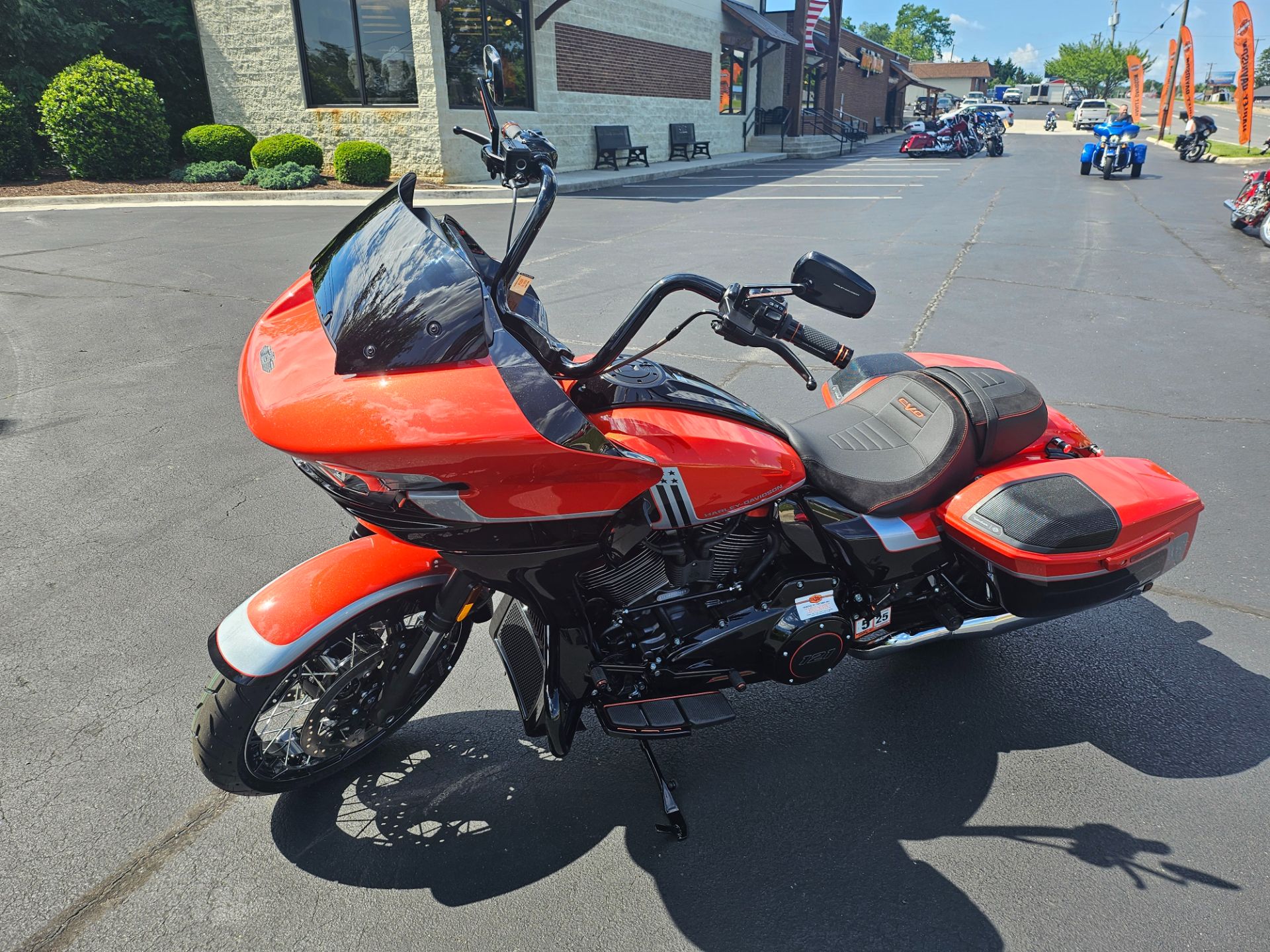 2024 Harley-Davidson CVO™ Road Glide® in Lynchburg, Virginia - Photo 3
