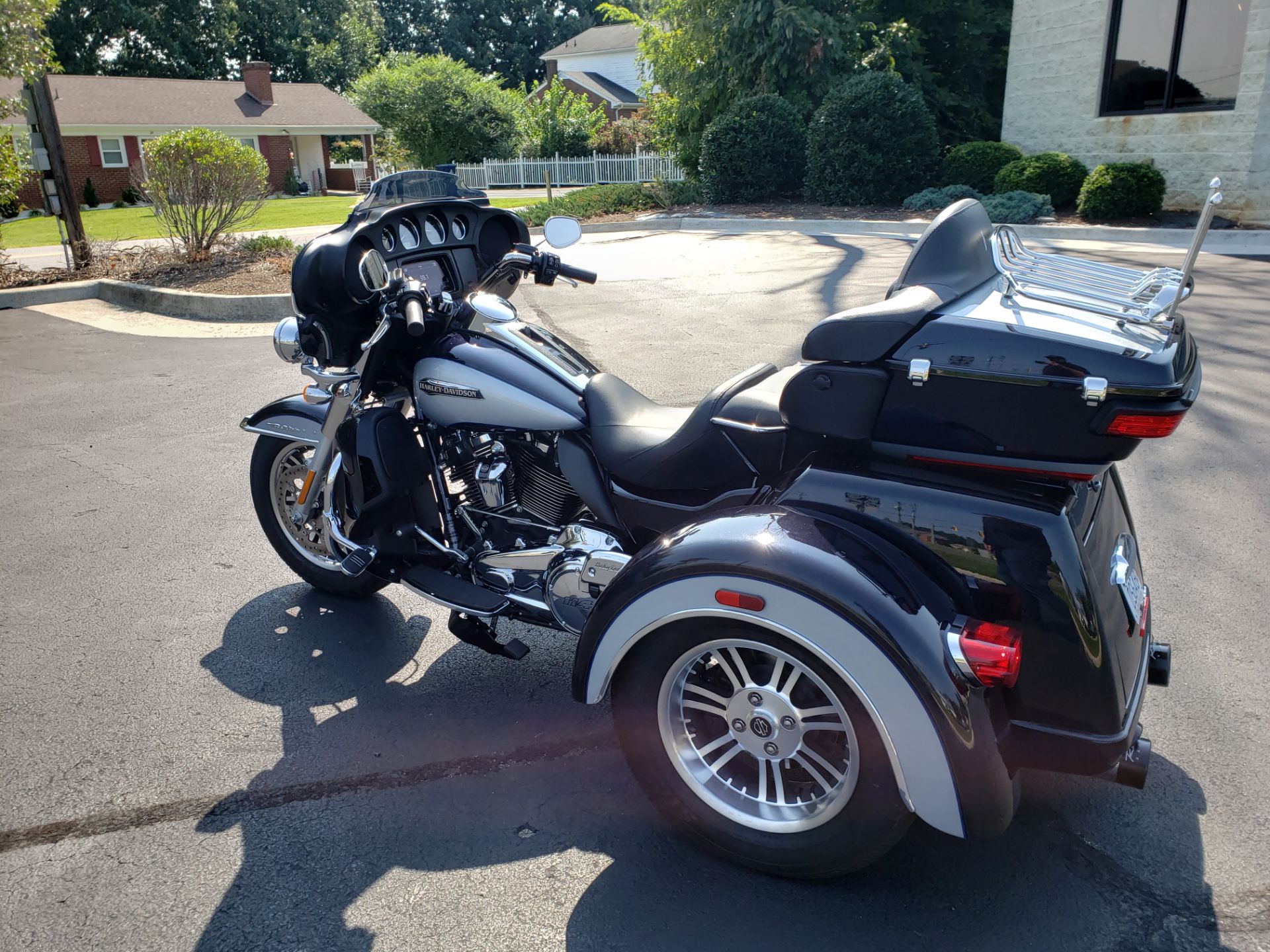 2020 Harley-Davidson Tri Glide® Ultra in Lynchburg, Virginia - Photo 11