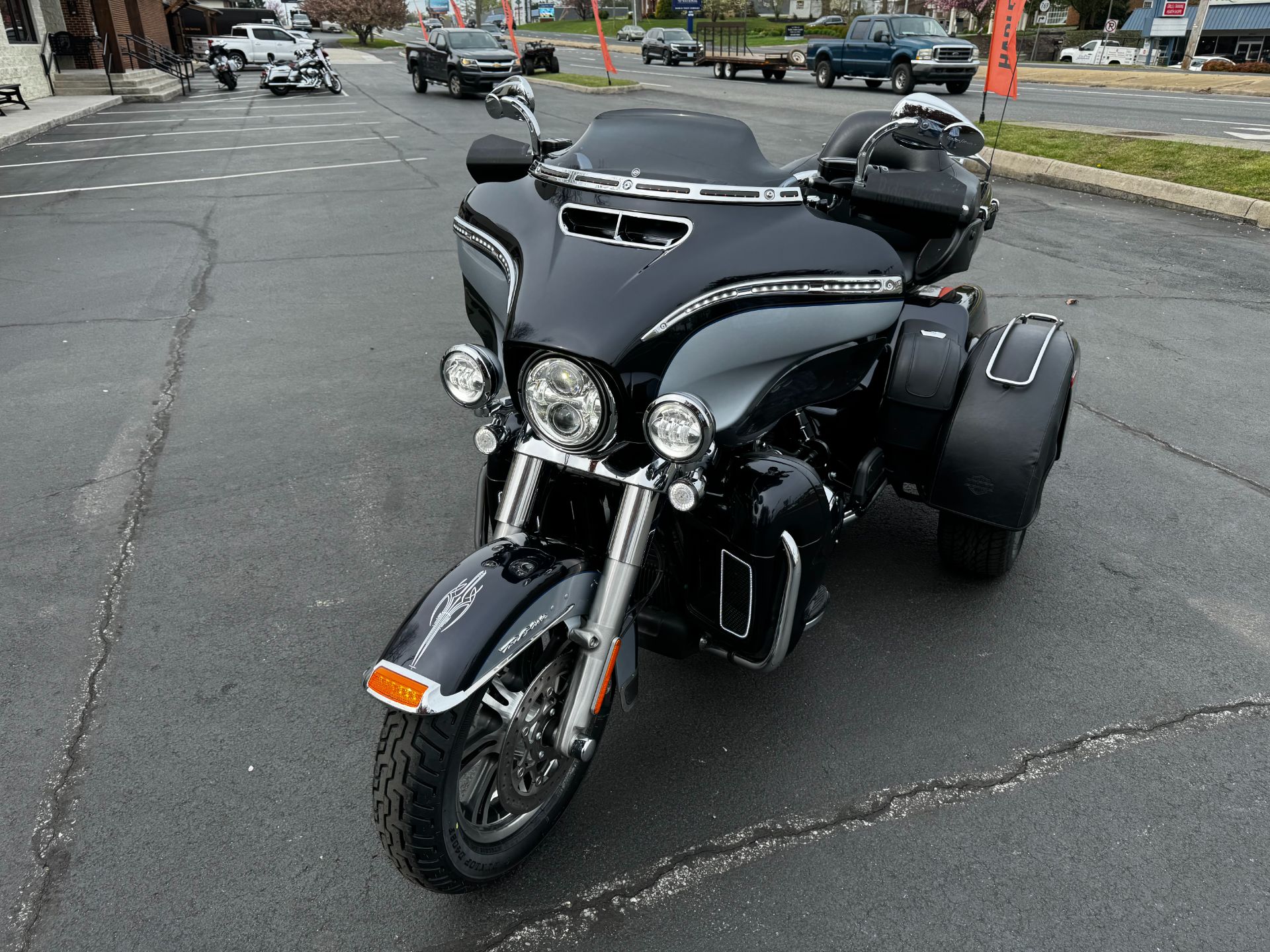 2019 Harley-Davidson Tri Glide® Ultra in Lynchburg, Virginia - Photo 3
