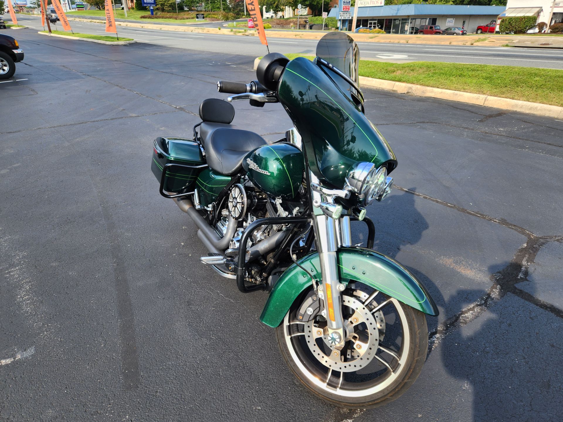 2015 Harley-Davidson Street Glide® Special in Lynchburg, Virginia - Photo 2